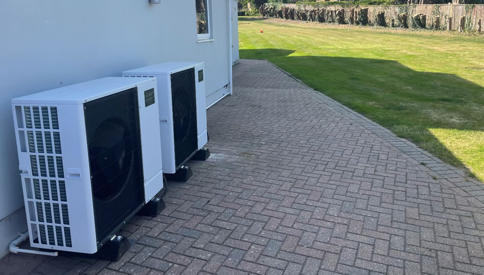 Cascade Air Source Heat Pumps